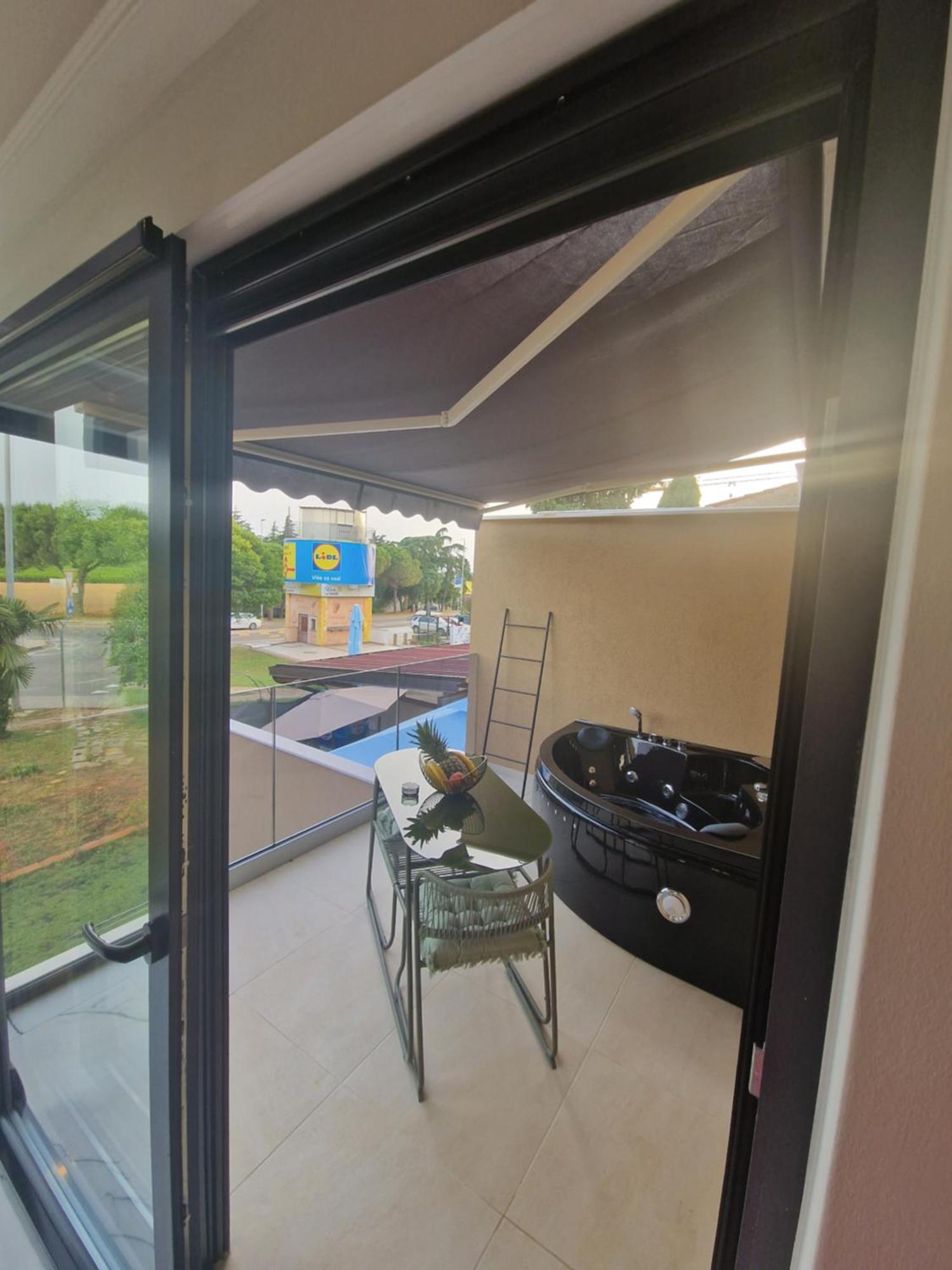 פורץ Apartman Oli 1 מראה חיצוני תמונה